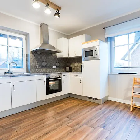 Reethaus 1b Ferienhaus *